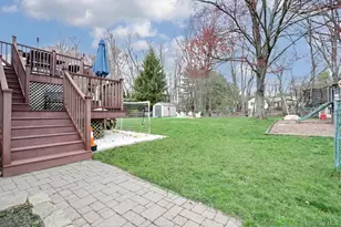 38 Westlyn Dr, Bardonia, NY 10954 - Photo 33