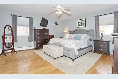 38 Westlyn Drive, Bardonia, NY 10954 - Photo 13