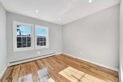 114-23 200th Street, Saint Albans, NY 11412 - Photo 17