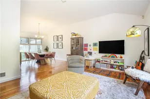 238 Rosehill Ave, New Rochelle, NY 10804 - Photo 5