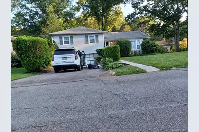 238 Rosehill Avenue, New Rochelle, NY 10804 - Photo 1