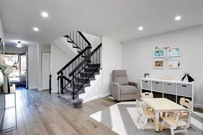 40 Cricket Club Drive, Roslyn, NY 11576 - Photo 11