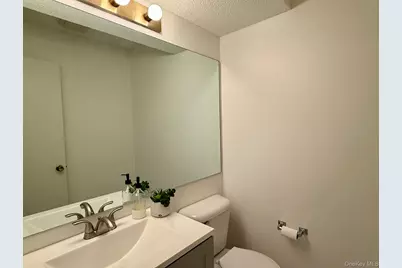 14 Pond Drive E, Rhinebeck, NY 12572 - Photo 5