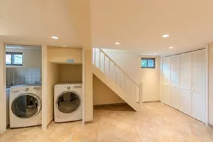 69-14 179th St, Fresh Meadows, NY 11365 - Photo 9