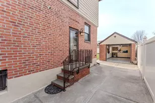 69-14 179th St, Fresh Meadows, NY 11365 - Photo 15