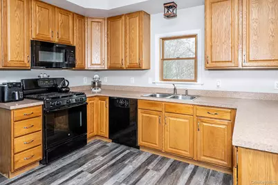 269 Milewood Road, Millbrook, NY 12545 - Photo 5