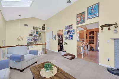 13 Timberline Drive, Poughkeepsie, NY 12603 - Photo 9