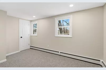 189 Trouville Road, Copiague, NY 11726 - Photo 13