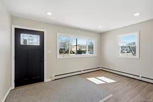 189 Trouville Rd, Copiague, NY 11726 - Photo 5