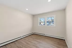 189 Trouville Rd, Copiague, NY 11726 - Photo 7