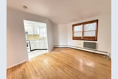 157-54 20 Road #2 FL, Whitestone, NY 11357 - Photo 11