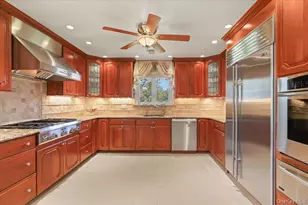 7 Greystone Cir, Bronxville, NY 10708 - Photo 13