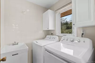 7 Greystone Circle, Bronxville, NY 10708 - Photo 15