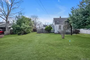 54 Garfield Pl, East Northport, NY 11731 - Photo 19