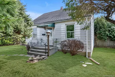 54 Garfield Place, East Northport, NY 11731 - Photo 27