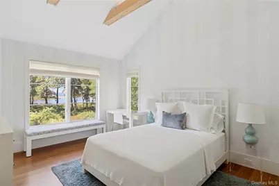 27 Ezekills Hollow, Sag Harbor, NY 11963 - Photo 19