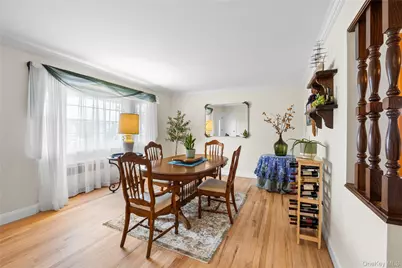 88 Evans Avenue, Albertson, NY 11507 - Photo 7