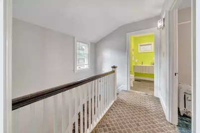 122-05 Metropolitan Avenue, Kew Gardens, NY 11415 - Photo 5