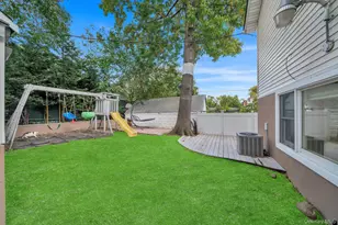 122-05 Metropolitan Ave, Kew Gardens, NY 11415 - Photo 3