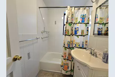 87-70 173 Street #4D, Jamaica, NY 11432 - Photo 17