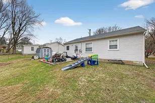 8 Van Wyck Dr, Poughkeepsie, NY 12601 - Photo 21