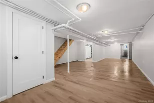 90-11 77th St, Woodhaven, NY 11421 - Photo 33