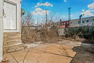 90-11 77th St, Woodhaven, NY 11421 - Photo 35