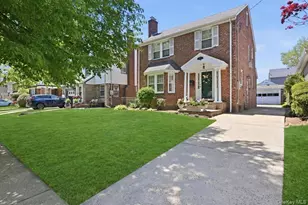 100 W Poplar Street W, Floral Park, NY 11001 - Photo 3