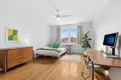 474 W 238th Street #2E, Bronx, NY 10463 - Photo 7