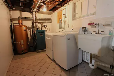 84-07 63rd Avenue, Middle Village, NY 11379 - Photo 17