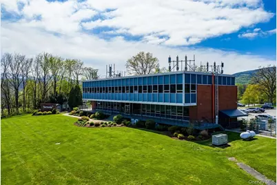 70 Pleasant Hill Road, New Windsor, NY 12553 - Photo 5