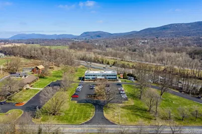 70 Pleasant Hill Road, New Windsor, NY 12553 - Photo 19