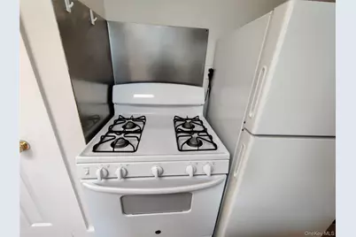 98 Montgomery Street #1, Poughkeepsie, NY 12601 - Photo 15