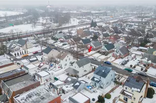 9511 238th St, Floral Park, NY 11001 - Photo 5