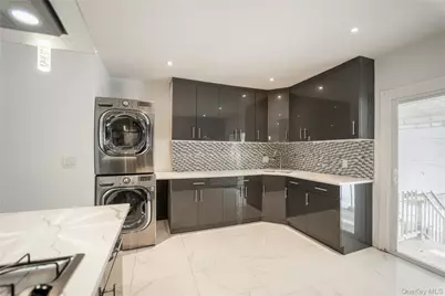 95-11 238th Street, Floral Park, NY 11001 - Photo 11