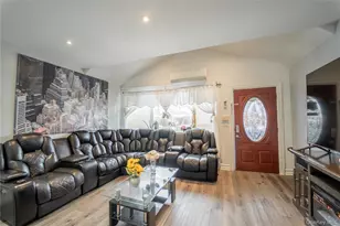 9511 238th St, Floral Park, NY 11001 - Photo 7