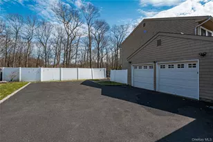 19 Tamara Ct, Melville, NY 11747 - Photo 19