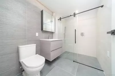 14449 Northern Boulevard #325, Flushing, NY 11354 - Photo 11