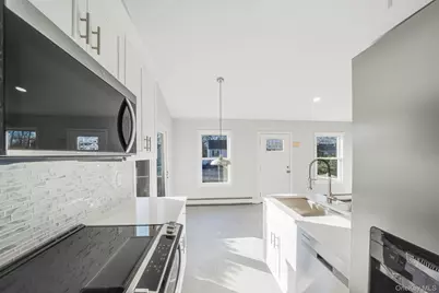 33 Wood Avenue, Mastic, NY 11950 - Photo 7