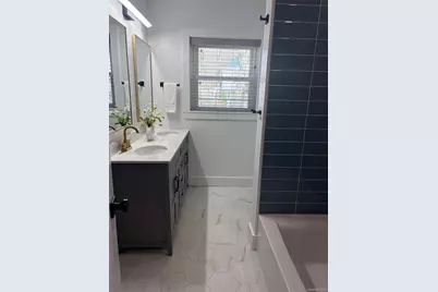 73 Bon Air Avenue, New Rochelle, NY 10804 - Photo 15