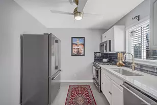 34 W Lakeland St, Bay Shore, NY 11706 - Photo 13