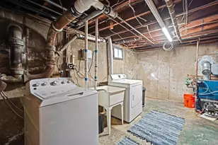 34 W Lakeland St, Bay Shore, NY 11706 - Photo 31