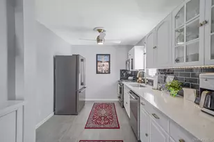 34 W Lakeland St, Bay Shore, NY 11706 - Photo 15