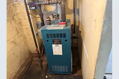 43 Dewitt Street, Valley Stream, NY 11580 - Photo 27