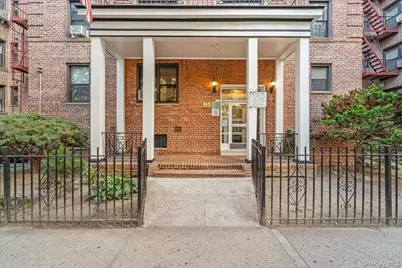 8709 34th Avenue #4J, Jackson Heights, NY 11372 - Photo 3