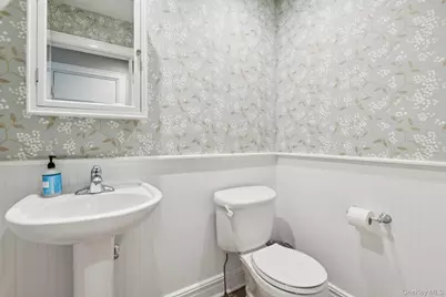 82 Adams Street, Garden City, NY 11530 - Photo 23