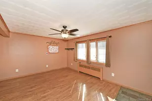 120 E Zoranne Dr, Farmingdale, NY 11735 - Photo 7