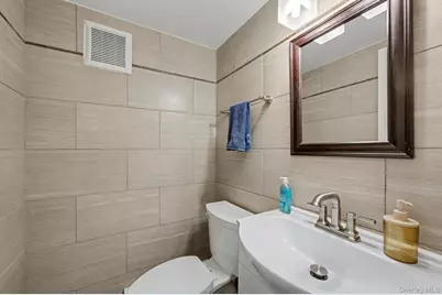 31 Marshmallow Drive, Commack, NY 11725 - Photo 33