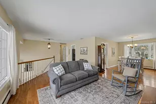 31 Marshmallow Dr, Commack, NY 11725 - Photo 9