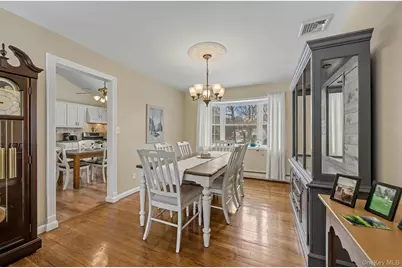 31 Marshmallow Drive, Commack, NY 11725 - Photo 13